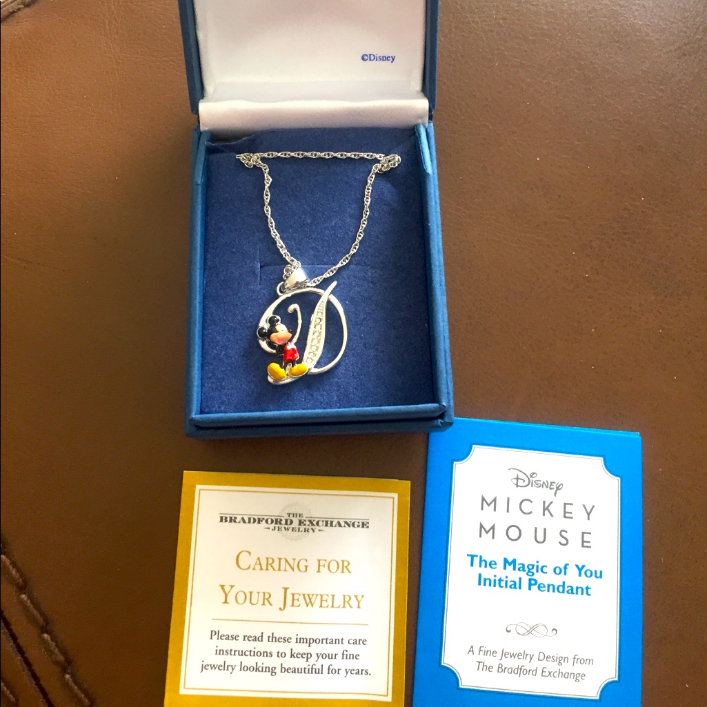 Bradford Exchange Mickey Mouse Necklace New